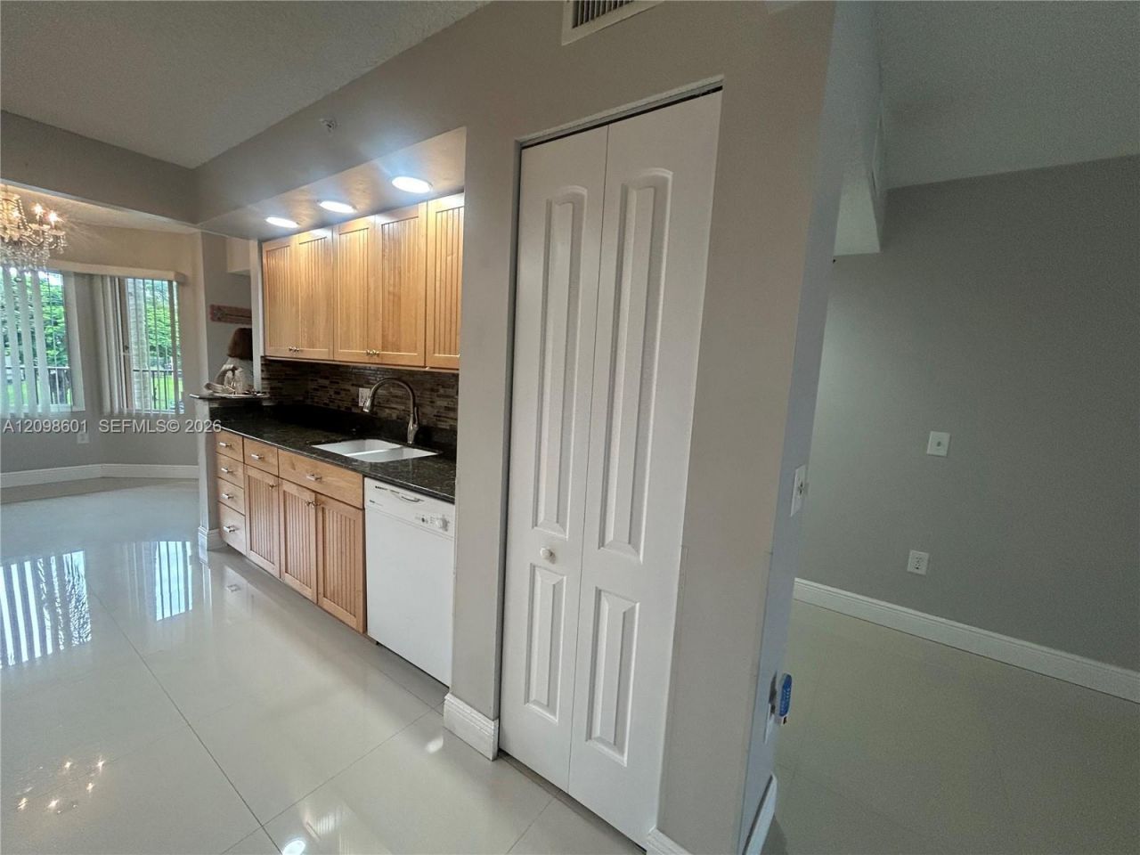 571 SW 141st Ave, Unit 212N, Pembroke Pines, FL 33027 Photo