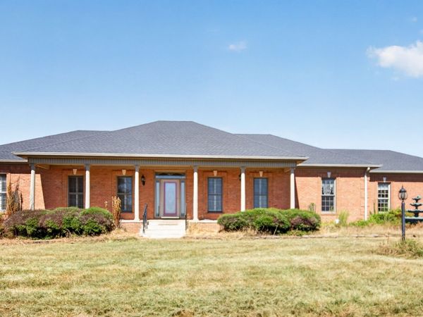 6515 Greenville Rd, Hopkinsville, KY 42240