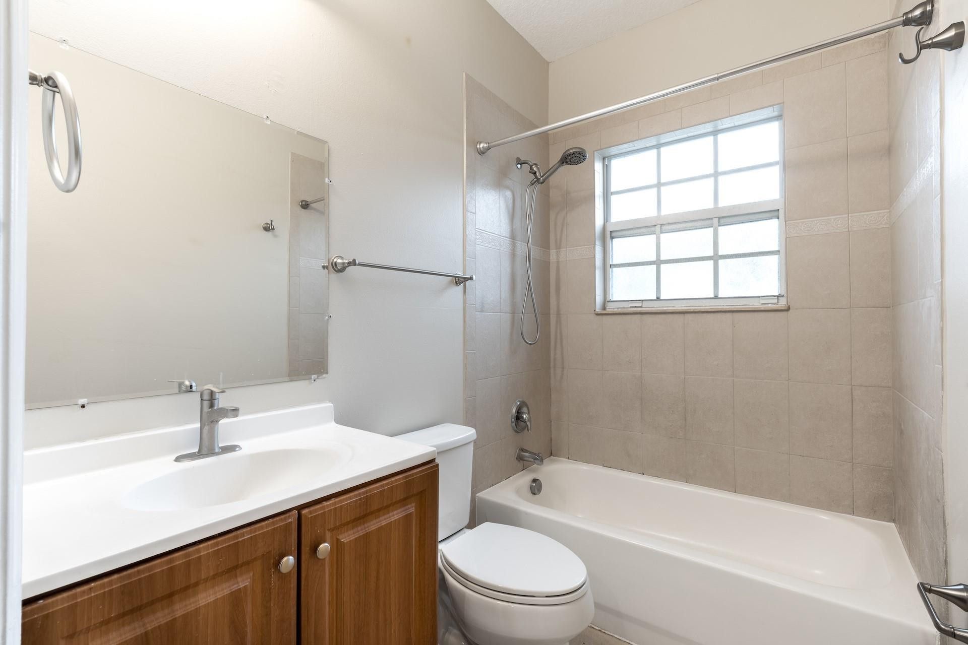 1235 NW 27th Avenue, Pompano Beach, FL 33069 Photo