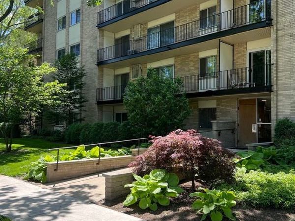 828 Oakton Street , Unit 5E, Evanston, IL 60202