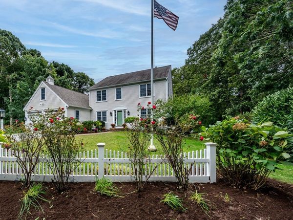 93 Avon Rd, Yarmouth, MA 02675