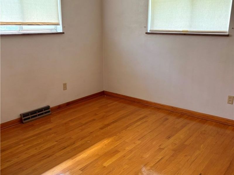 116 Benita Drive, Mingo Junction, OH 43938 Photo 6