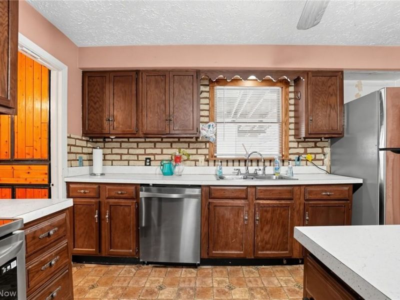 7365 N Ridge Road, Madison, OH 44057 Photo 14