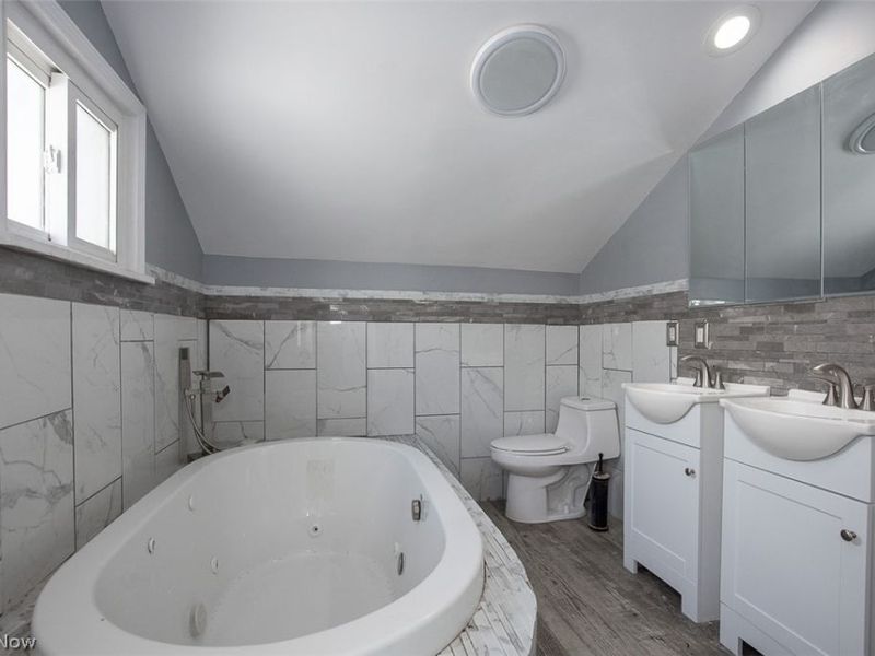 4075 E 147th Street, Cleveland, OH 44128 Photo 26