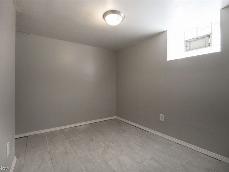 4075 E 147th Street, Cleveland, OH 44128 Photo 35