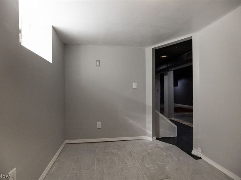 4075 E 147th Street, Cleveland, OH 44128 Photo 36