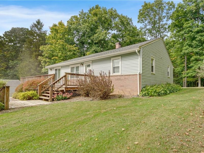 9794 Stukey Lane, Chardon, OH 44024 Photo 7
