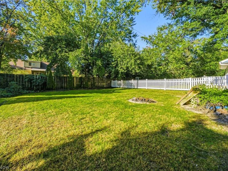 24015 Bruce Road, Bay Village, OH 44140 Photo 31