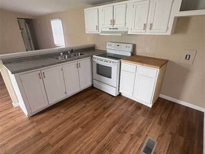 2145 N Dixie Highway, Unit 81, Lima, OH 45801 Photo 6