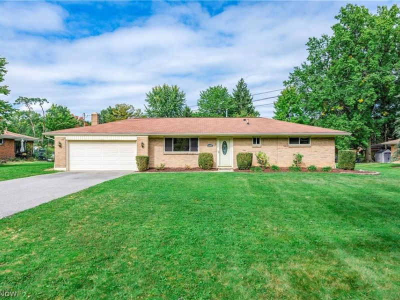 1525 Bonnie Road, Macedonia, OH 44056 Photo 1