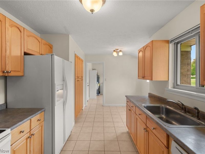 1525 Bonnie Road, Macedonia, OH 44056 Photo 10