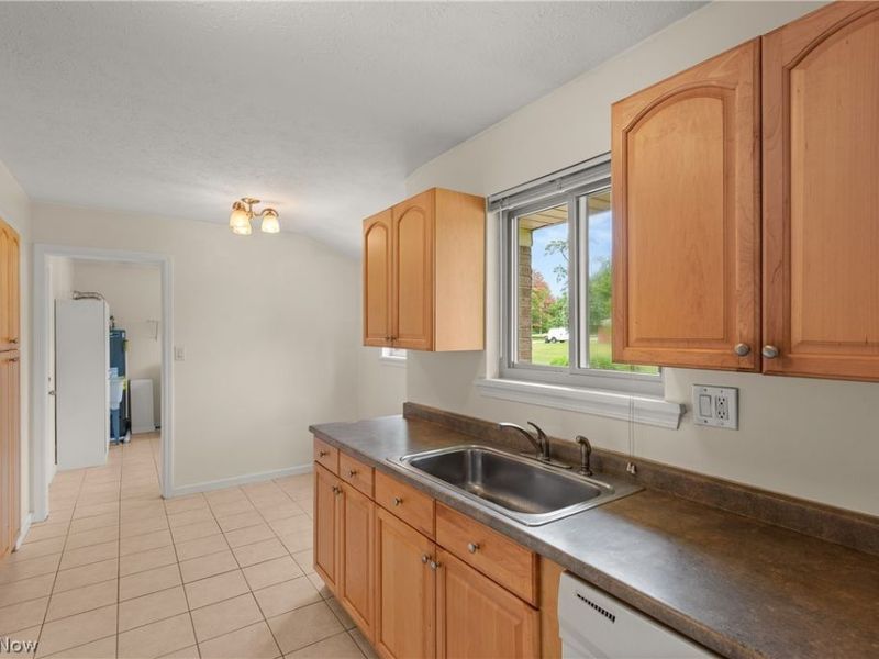 1525 Bonnie Road, Macedonia, OH 44056 Photo 11