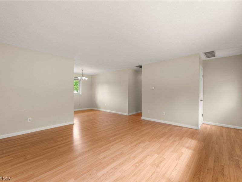 1525 Bonnie Road, Macedonia, OH 44056 Photo 4