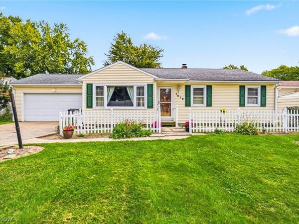 1016 Treelane Drive, Ashtabula, OH 44004