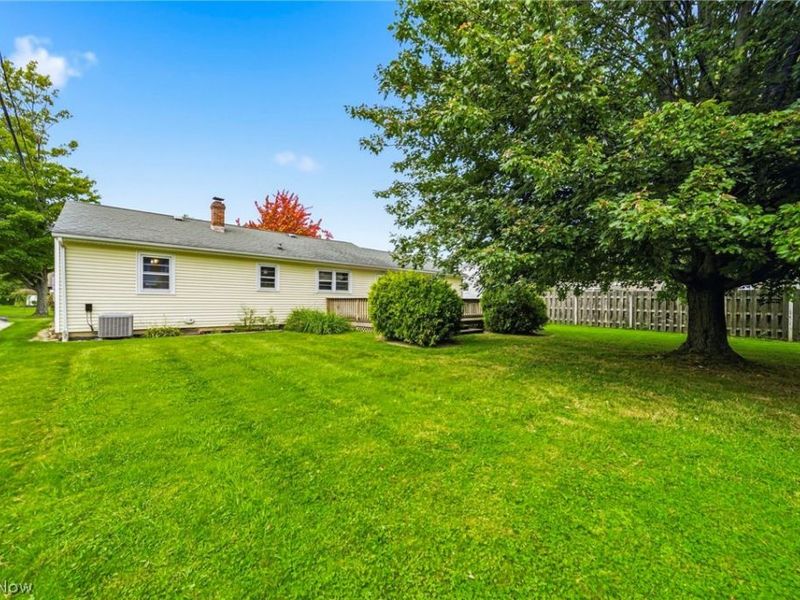 1016 Treelane Drive, Ashtabula, OH 44004 Photo 6