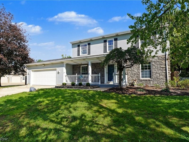 1056 Mohawk Trail SW, Hartville, OH 44632 Photo 1