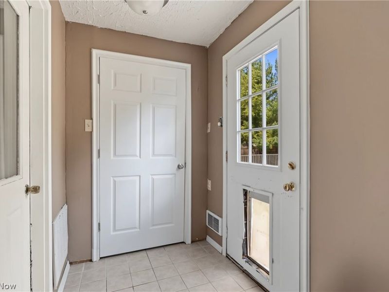 1056 Mohawk Trail SW, Hartville, OH 44632 Photo 15