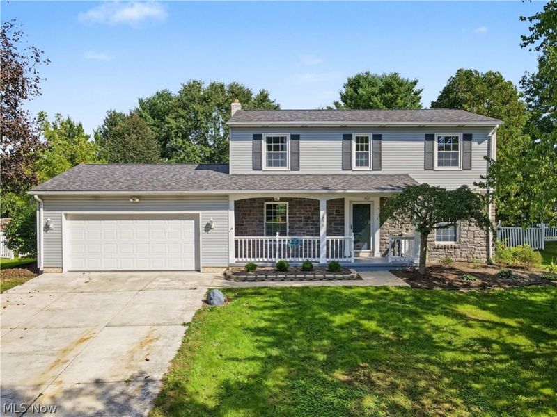 1056 Mohawk Trail SW, Hartville, OH 44632 Photo 2