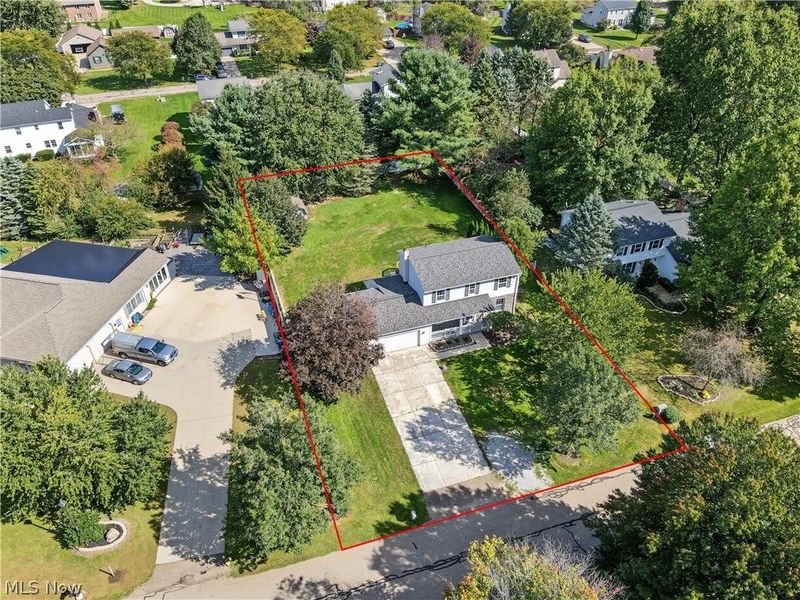 1056 Mohawk Trail SW, Hartville, OH 44632 Photo 38