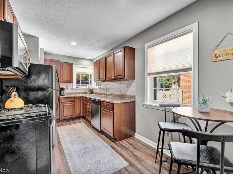 5042 W 5th Street, Independence, OH 44131 Photo 5