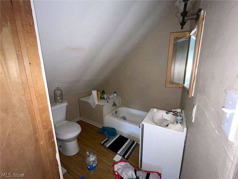 10403 Rosehill Avenue, Cleveland, OH 44104 Photo 34