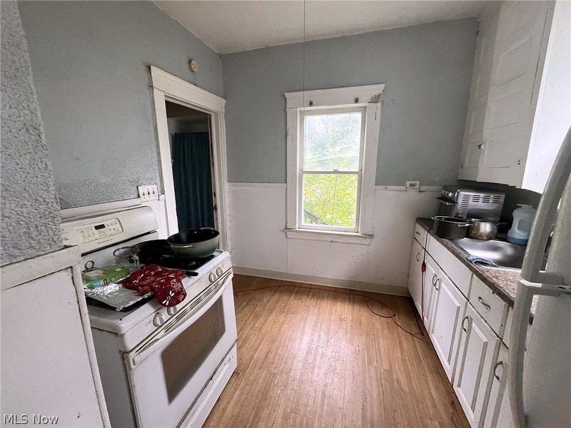 10403 Rosehill Avenue, Cleveland, OH 44104 Photo 38