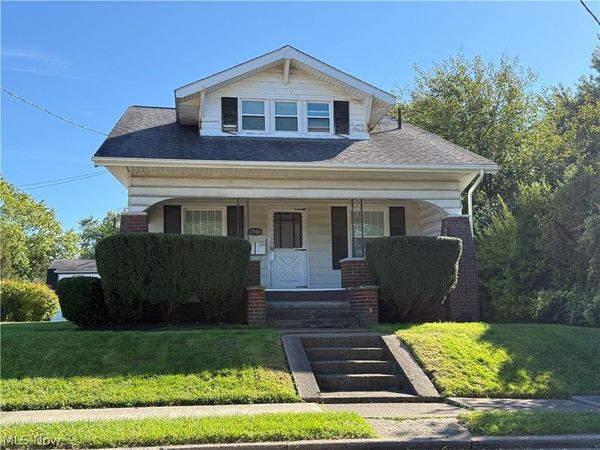 1500 28th Street NW, Canton, OH 44709