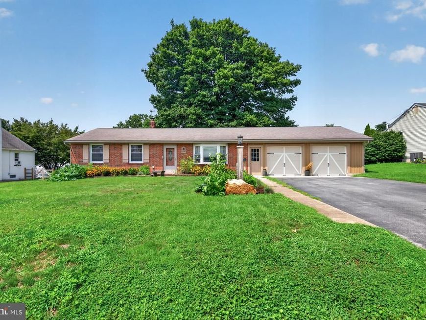 815 W 2nd Avenue, Parkesburg, PA 19365 Main Photo
