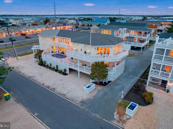 1301 COASTAL HIGHWAY, FENWICK ISLAND, DE 19944