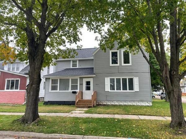 1011 NW 1st Avenue NW, Austin, MN 55912