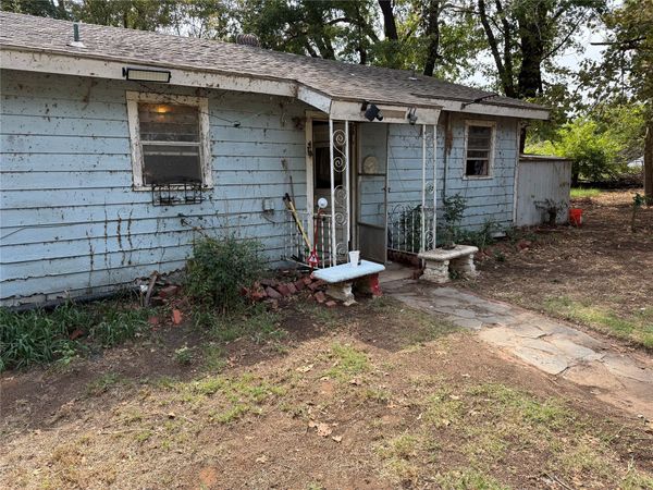 2172 Cheyenne Road , Crescent, OK 73028