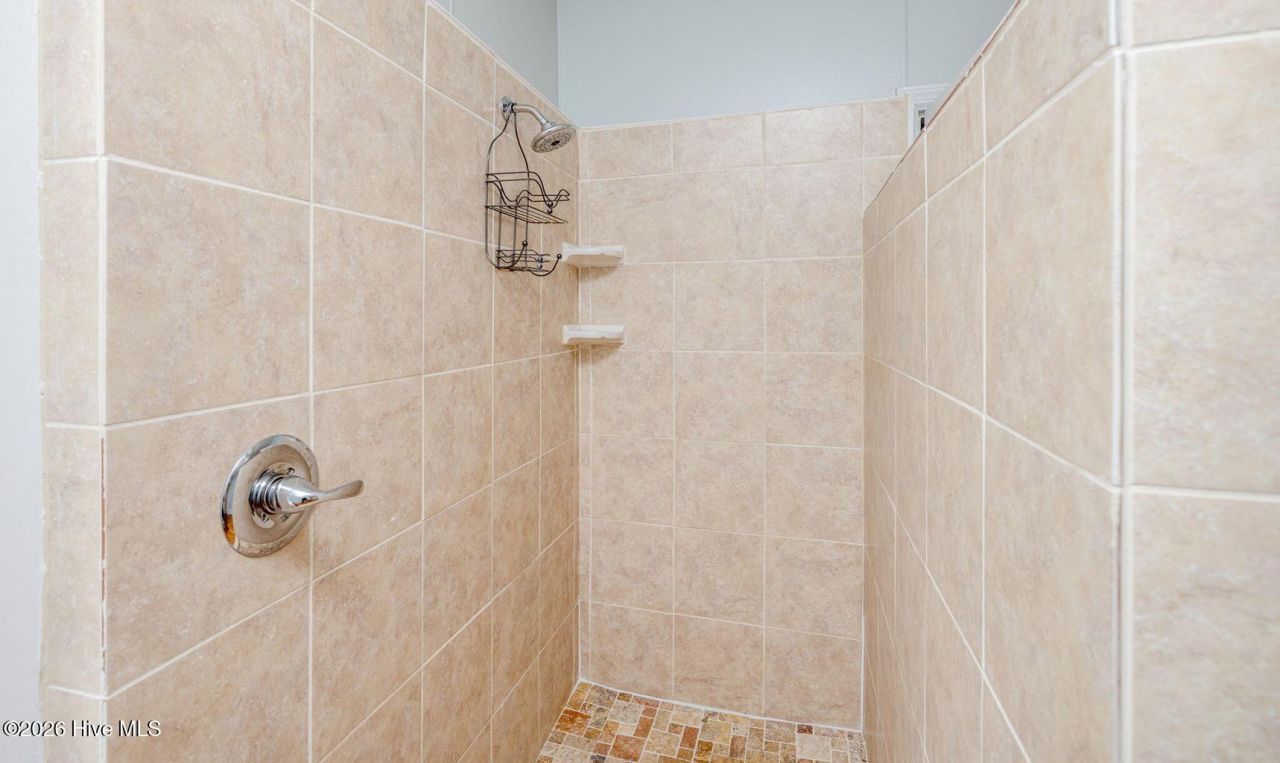 51 Aiken Avenue Photo 27
