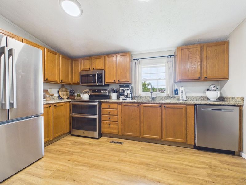 27680 Pickaway Saltcreek Road, Circleville, OH 43113 Photo 8