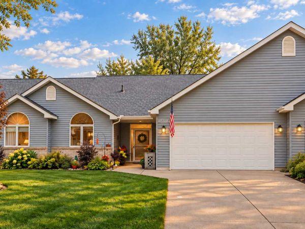112020 Hidden Creek Place, Chaska, MN 55318