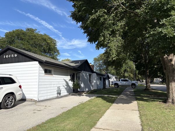 10159 S Kolin Avenue, Oak Lawn, IL 60453