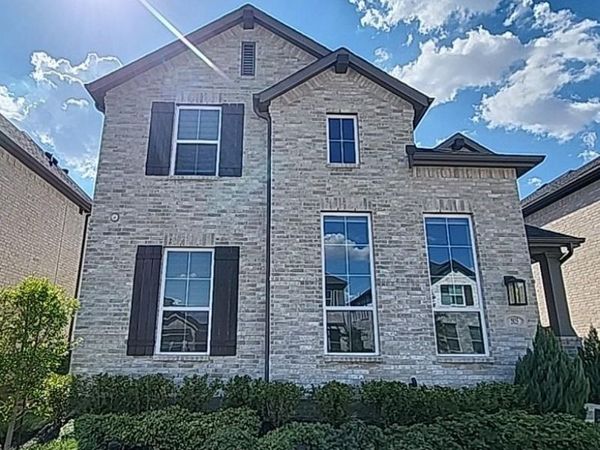 2825 Holland Court , Celina, TX 75009