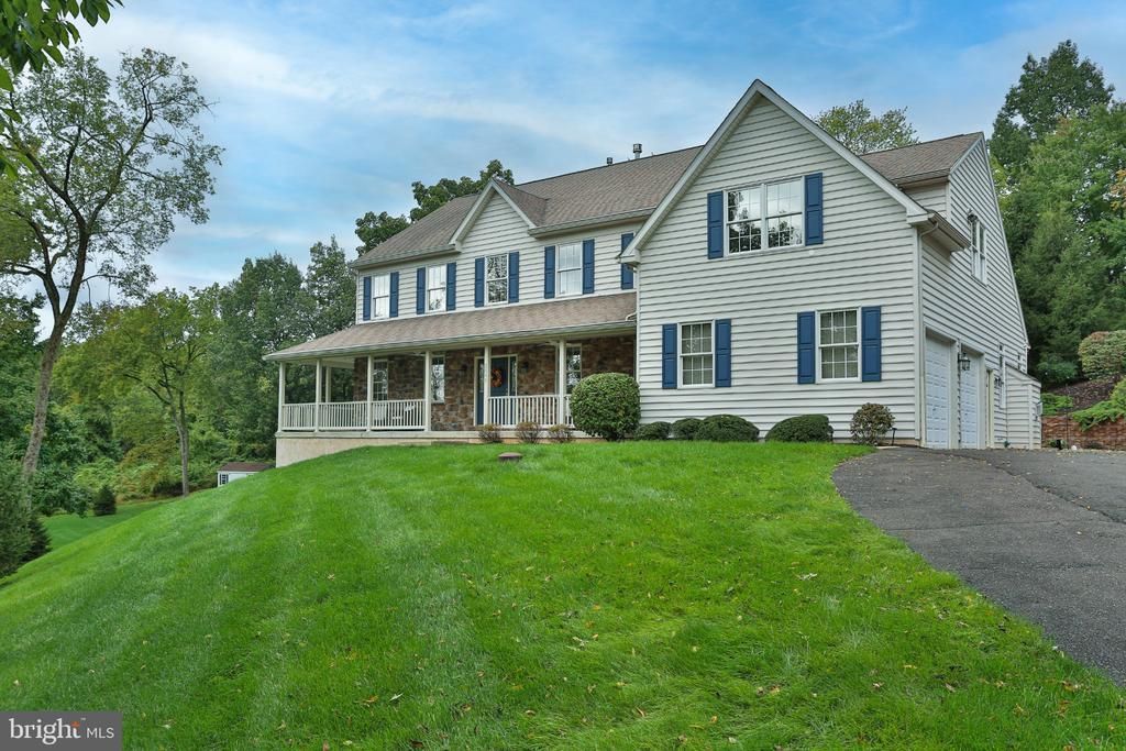 2046 HARMONY LANE , JAMISON, PA 18929