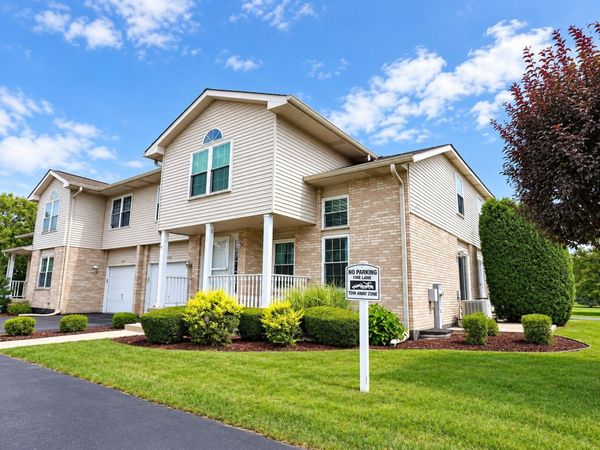8116 160th Street , Tinley Park, IL 60477