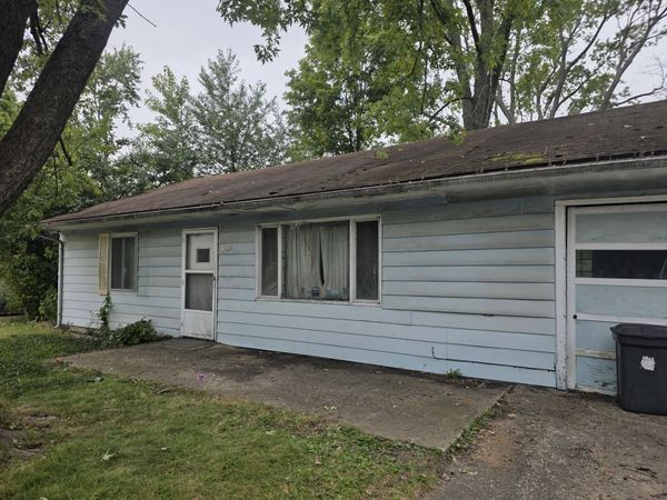 1313 S Mattis Avenue, Champaign, IL 61821