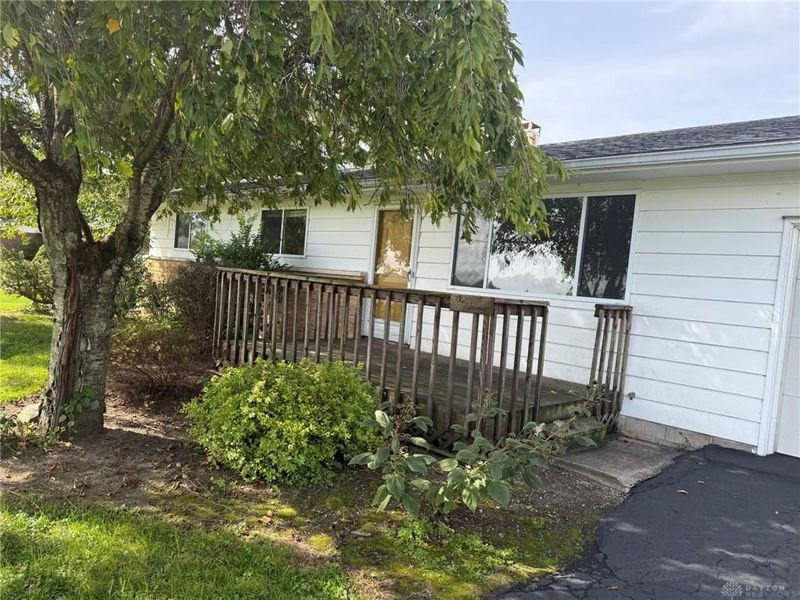 1571 Clayton Road, Brookville, OH 45309 Photo 4