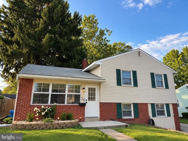 128 HENRY ROAD, ENOLA, PA 17025