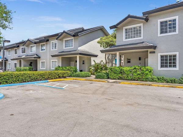 11810 NE 19th Dr , Unit 9, North Miami, FL 33181
