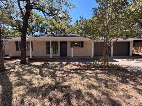 1229 King Drive, Bedford, TX 76022