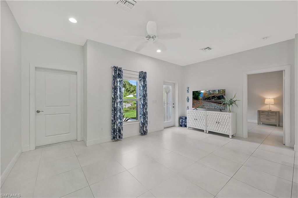 3892 14th St N, Naples, FL 34103 Photo