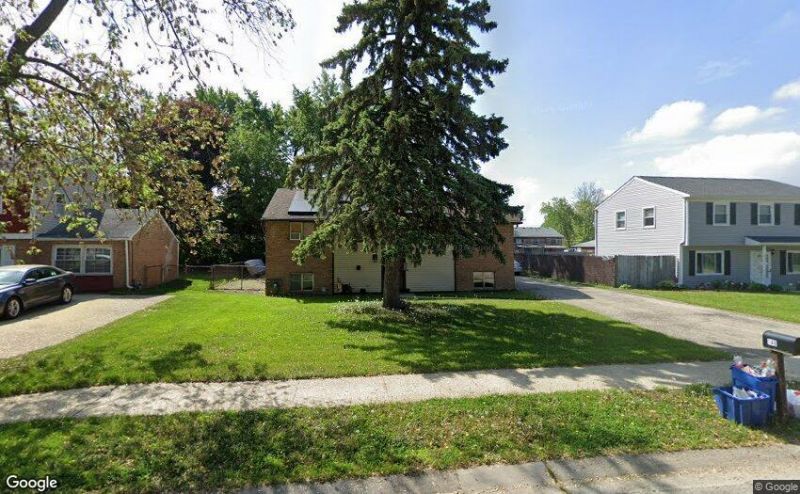 148 Oxford Road, Bolingbrook, IL 60440 Main Photo
