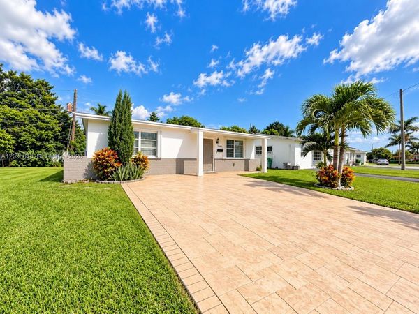 2560 NW 81st Ter , Sunrise, FL 33322