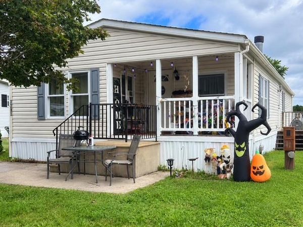 7205 HENSEL DRIVE, MORRISVILLE, PA 19067