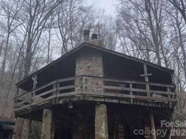 71 Laurel Ridge Drive , Spruce Pine, NC 28777