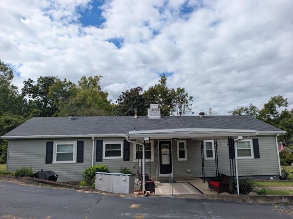 341 Vermont Avenue, Oak Ridge, TN 37830
