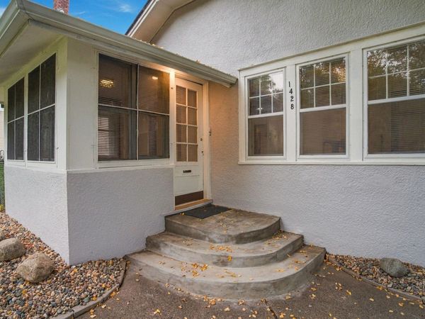 1428 Vincent Avenue N, Minneapolis, MN 55411